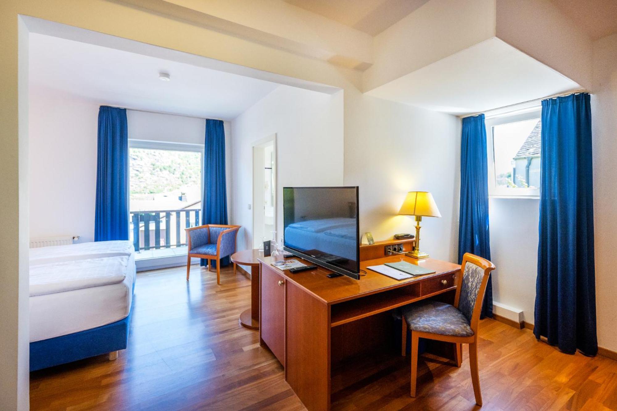 Moselromantik Hotel Kessler Meyer Cochem Bagian luar foto